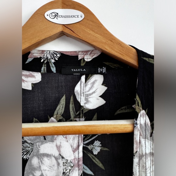 ARITZIA TALULA Cosima Floral Kimono Open Cape Oversized Cardigan Black XXS/XS - Picture 3 of 16
